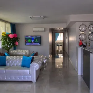 Suya 3*, İzmir Türkiye
